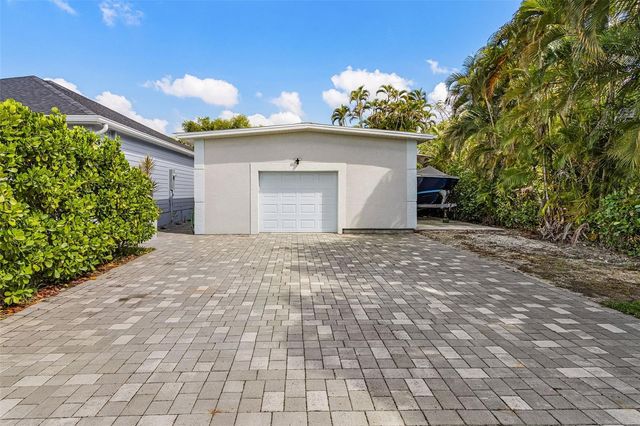 1275 CARLENE AVENUE, Fort Myers, FL 33901