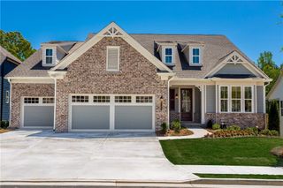 611 Salton Way, Hoschton, GA 30548