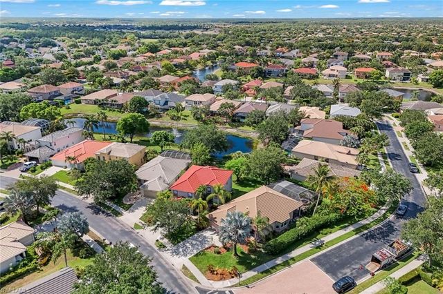 8241 Laurel Lakes BLVD, Naples, FL 34119