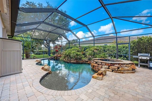 8241 Laurel Lakes BLVD, Naples, FL 34119
