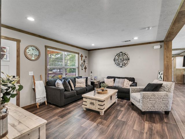 2830 Saint Anne Street, Liverpool, TX 77577