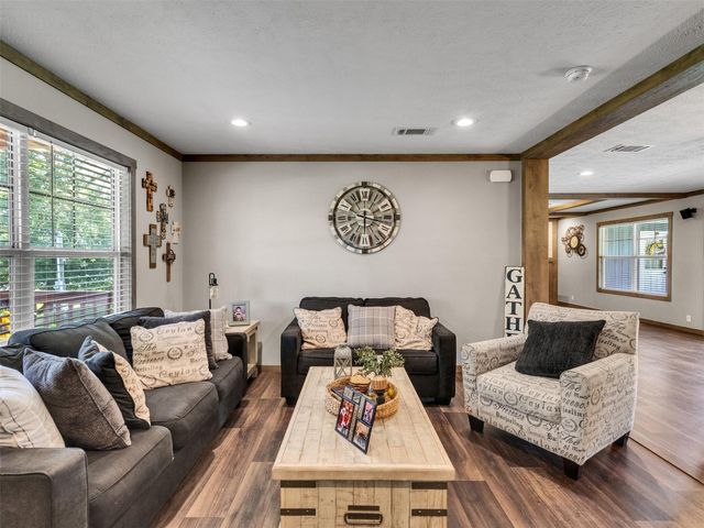 2830 Saint Anne Street, Liverpool, TX 77577