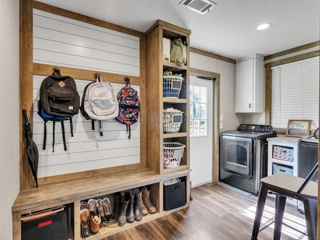 2830 Saint Anne Street, Liverpool, TX 77577