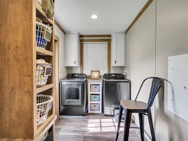 2830 Saint Anne Street, Liverpool, TX 77577