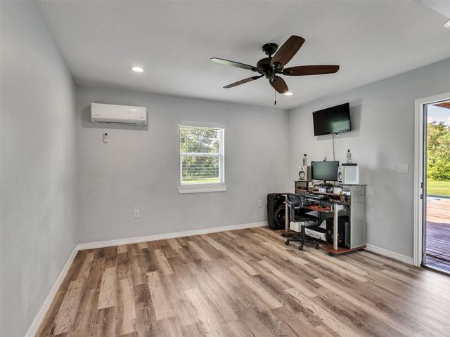 2830 Saint Anne Street, Liverpool, TX 77577