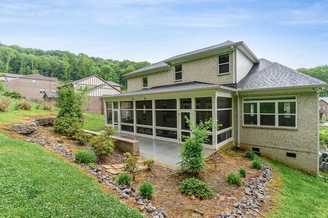 6343 Wildwood Dr, Brentwood, TN 37027