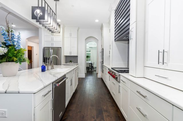 6343 Wildwood Dr, Brentwood, TN 37027