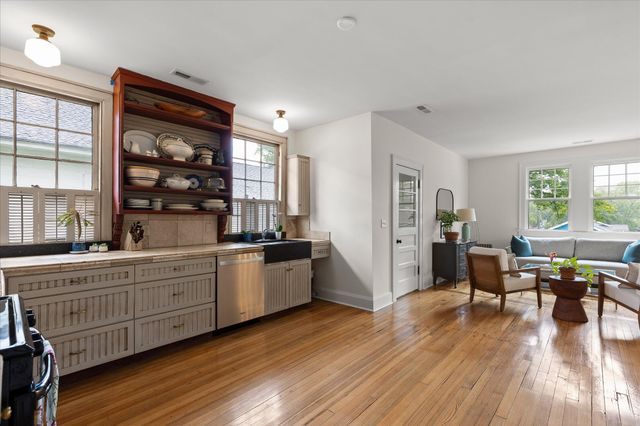 1612 Kirby Avenue, Chattanooga, TN 37404