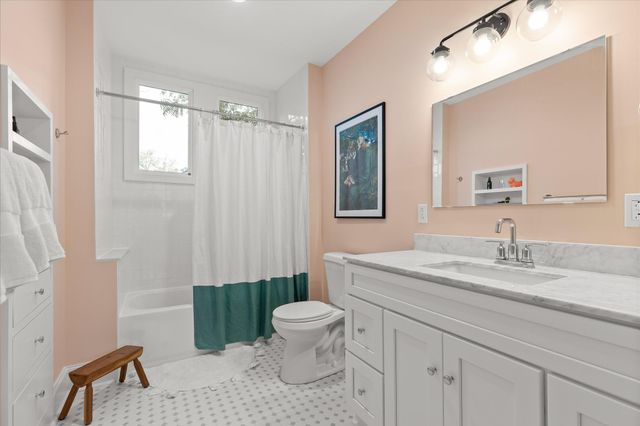 1612 Kirby Avenue, Chattanooga, TN 37404