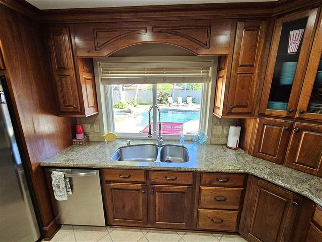 317 Jeanine Street, Lake Charles, LA 70605