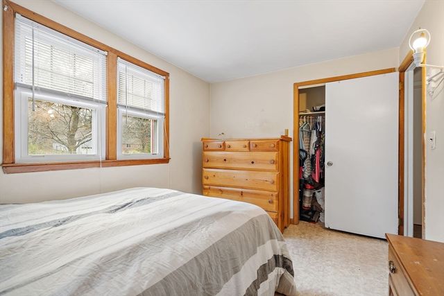 30 Rolling Ln, Sudbury, MA 01776