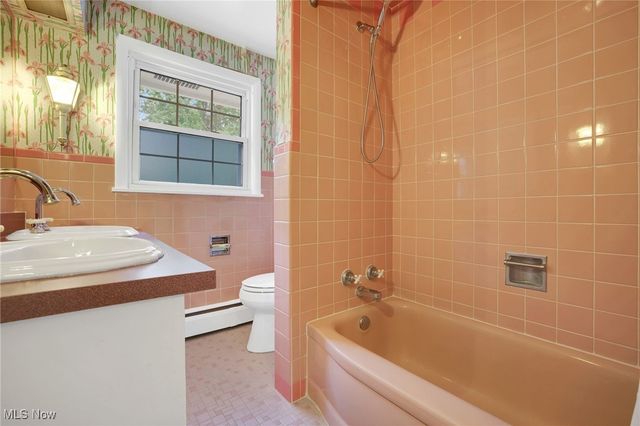 257 Sand Run Road, Akron, OH 44313