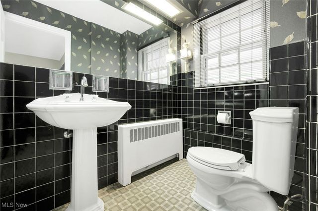 257 Sand Run Road, Akron, OH 44313