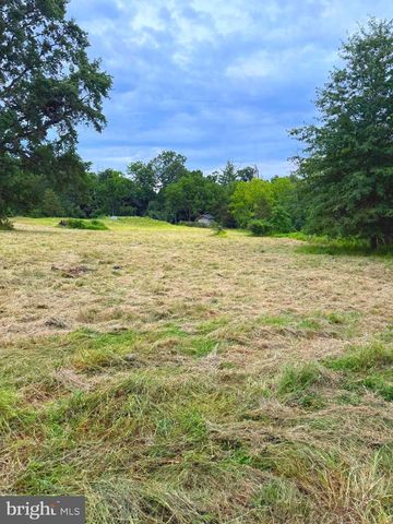 1415 KUMRY RD, Pennsburg, PA 18073