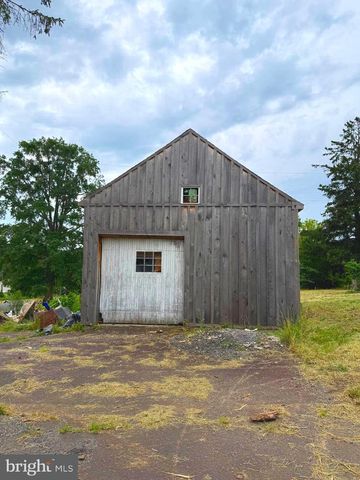 1415 KUMRY RD, Pennsburg, PA 18073
