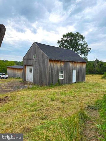 1415 KUMRY RD, Pennsburg, PA 18073