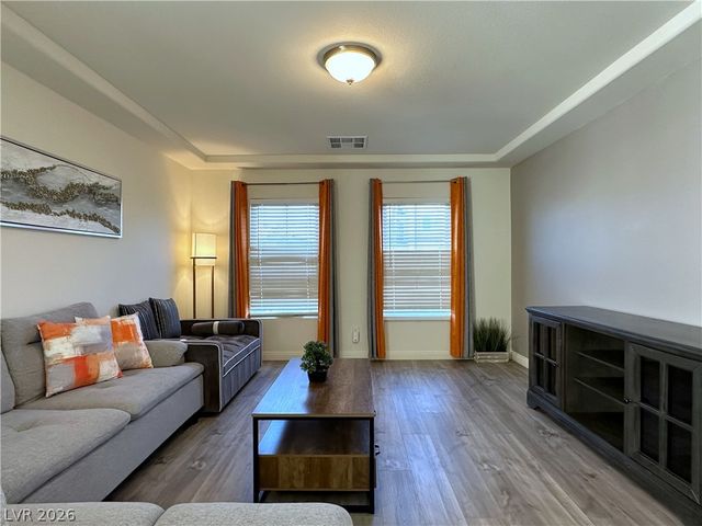 8573 Silver Coast Street, Las Vegas, NV 89139