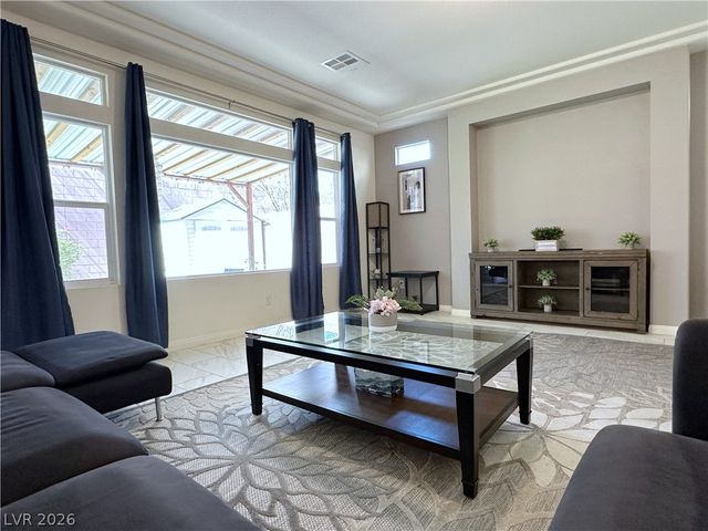 8573 Silver Coast Street, Las Vegas, NV 89139