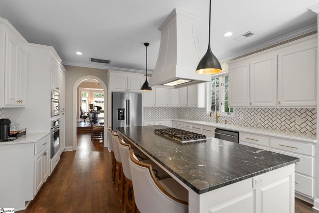 105 S Embler Court, Taylors, SC 29687