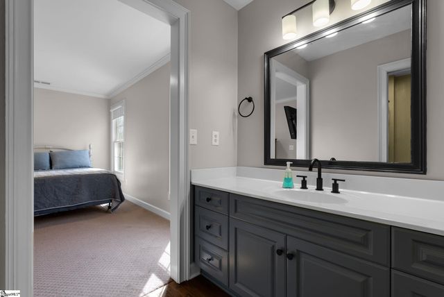 105 S Embler Court, Taylors, SC 29687