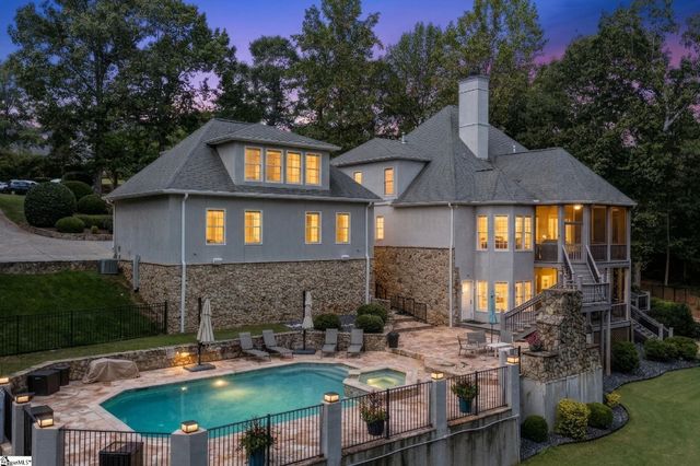 105 S Embler Court, Taylors, SC 29687