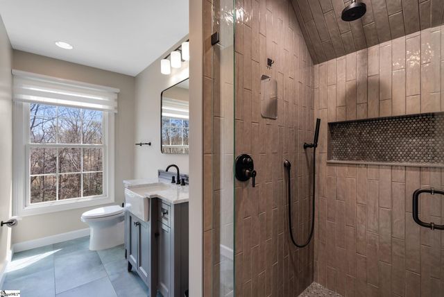 105 S Embler Court, Taylors, SC 29687