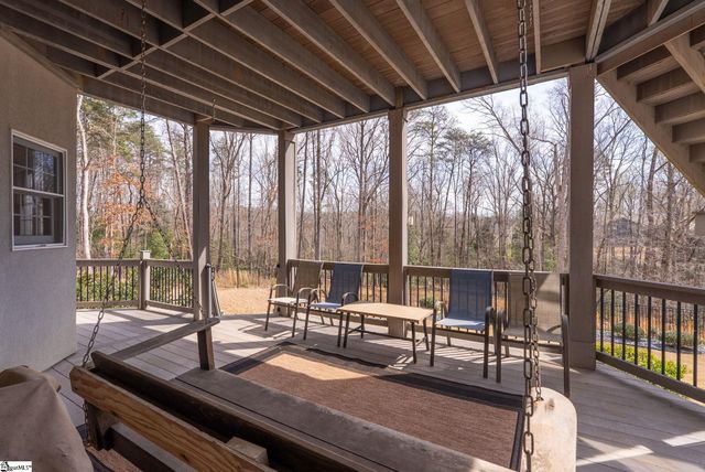 105 S Embler Court, Taylors, SC 29687