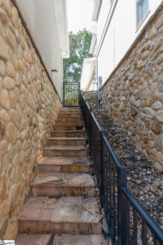 105 S Embler Court, Taylors, SC 29687