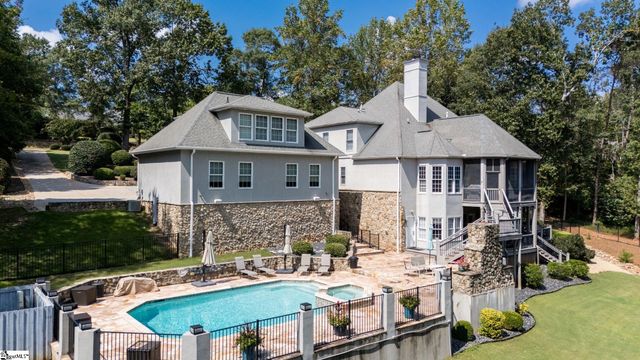 105 S Embler Court, Taylors, SC 29687