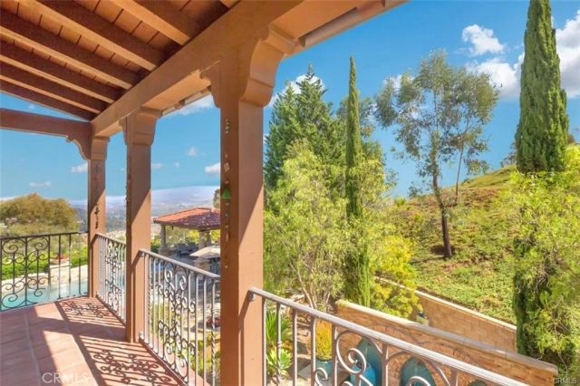 21 Ridgeview, Irvine, CA 92603