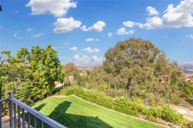 21 Ridgeview, Irvine, CA 92603