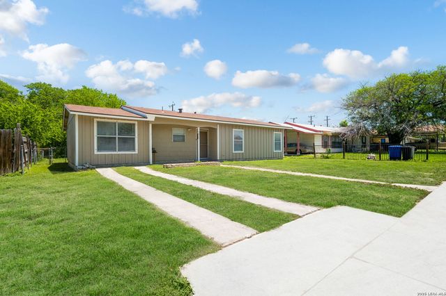 5415 KNOLL KREST ST, San Antonio, TX 78242