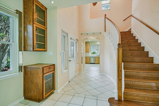 1011 Brodie ST 28, Austin, TX 78704