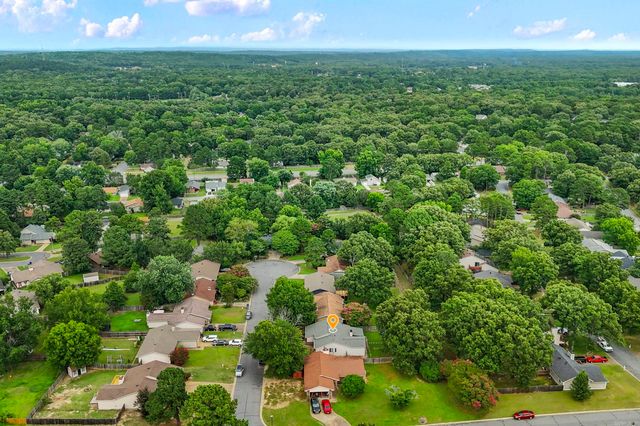 4 Rook Place, Maumelle, AR 72113