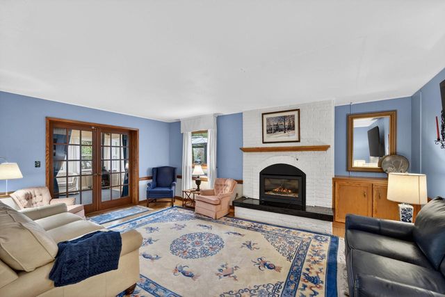 12613 Jonquil COURT, Mequon, WI 53092