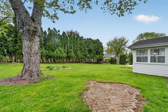 12613 Jonquil COURT, Mequon, WI 53092