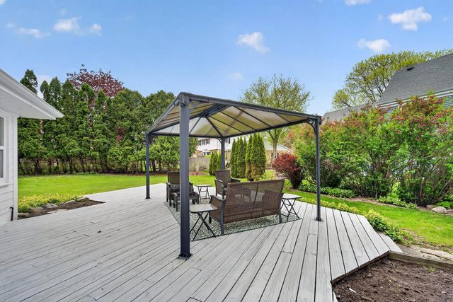 12613 Jonquil COURT, Mequon, WI 53092