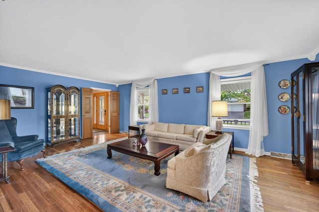 12613 Jonquil COURT, Mequon, WI 53092
