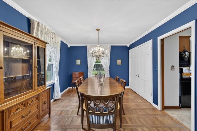 12613 Jonquil COURT, Mequon, WI 53092