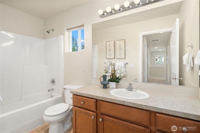 16121 167th Avenue SE, Renton, WA 98058