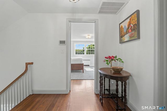 195 Webb Circle, Monroe, CT 06468
