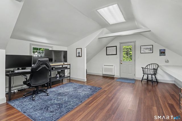 195 Webb Circle, Monroe, CT 06468