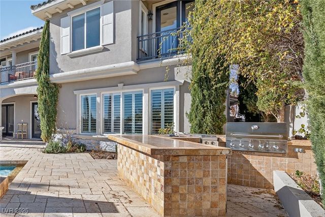 2068 Orchard Mist Street, Las Vegas, NV 89135