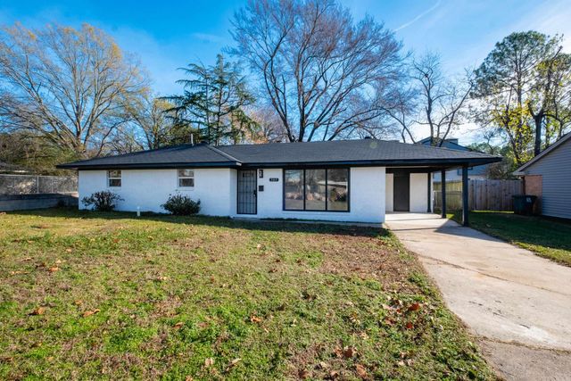 307 Sunnymeade Dr, Little Rock, AR 72205