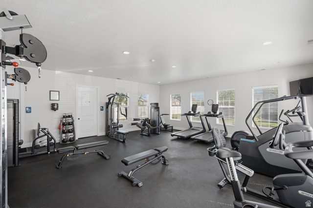 948 W CHELSEA LN, North Salt Lake, UT 84054