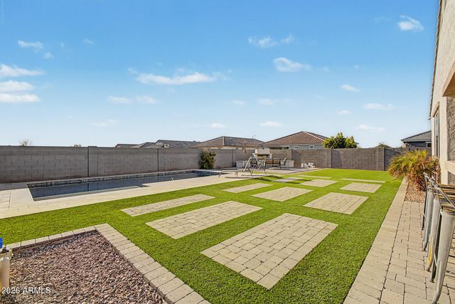 5060 N 84TH Drive, Glendale, AZ 85305
