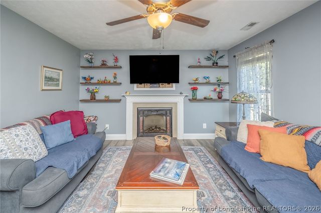 119 Flag Lane, Raeford, NC 28376