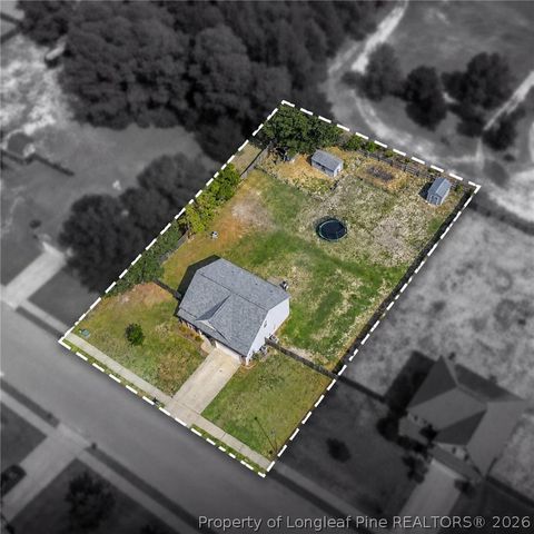 119 Flag Lane, Raeford, NC 28376