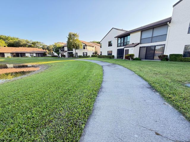 8657 W Boca Glades Blvd Boulevard W C, Boca Raton, FL 33434