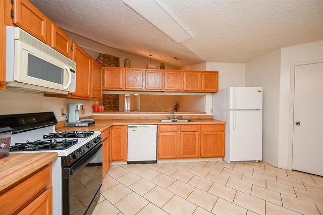 3130 Lanville Lane, Katy, TX 77449